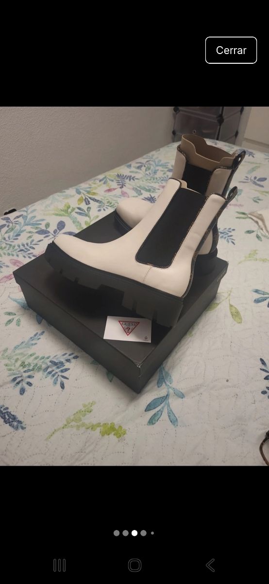 Botines Guess Blancos y Negros