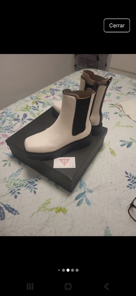 Botines Guess Blancos y Negros