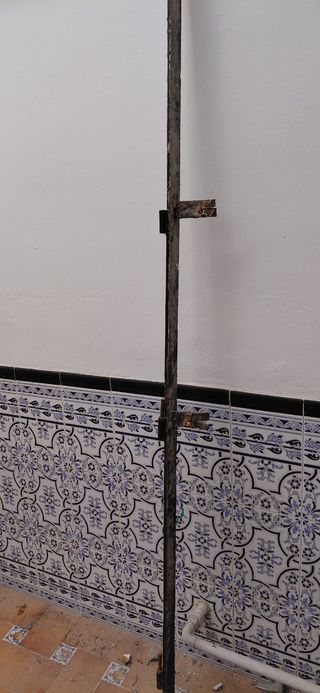 Puerta de hierro para patio
