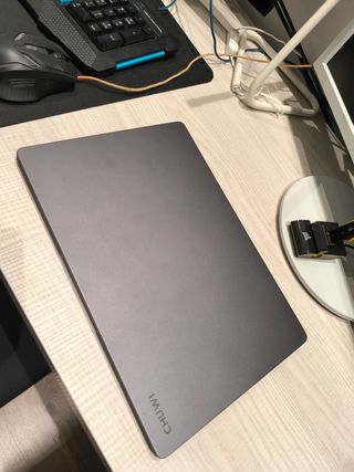 Portátil AeroBook Ligero y Elegante