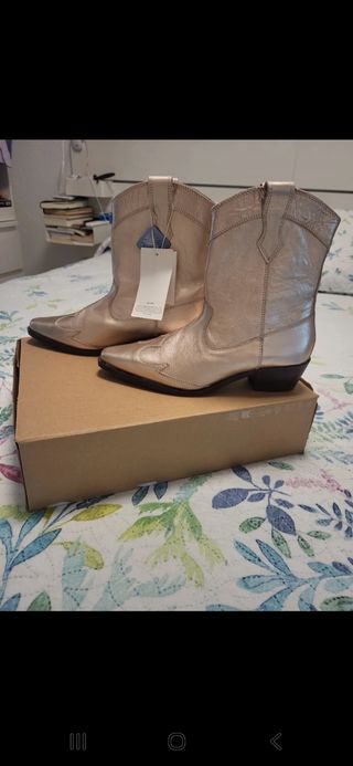 Botines Mango Dorados
