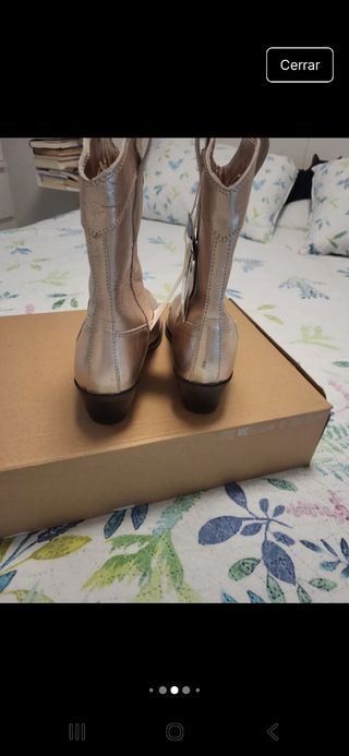 Botines Mango Dorados