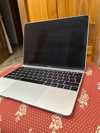 MacBook Retina Plata