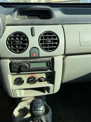 Renault Kangoo 2003