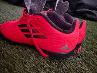 Botas fútbol  niño/a Adidas F50