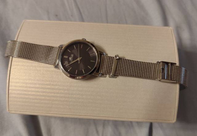 Reloj Lotus Plata/Gris Nuevo.