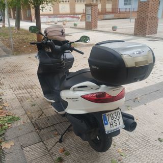 Suzuki Burgman Executive 200