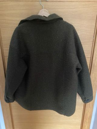 Chaqueta Zara verde militar