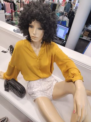 Maniquíes mujer y hombre