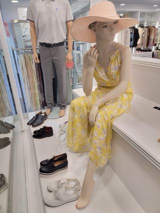Maniquíes mujer y hombre