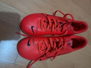 Botas de fútbol
