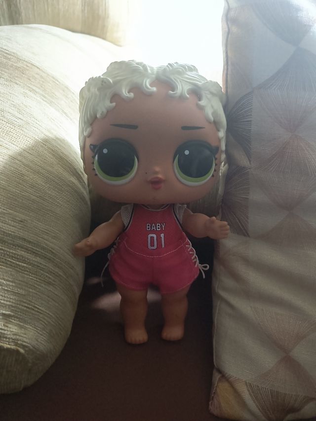 Muñeca LOL Surprise Grande