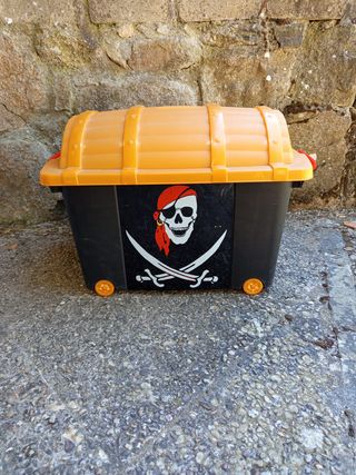 Caja Pirata Almacenaje con Ruedas