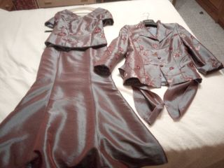 Traje 3 piezas madrina talla 40