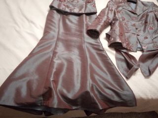 Traje 3 piezas madrina talla 40