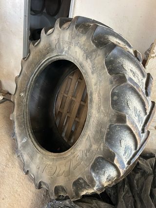 Rueda - cubierta  tractor 460/85R34