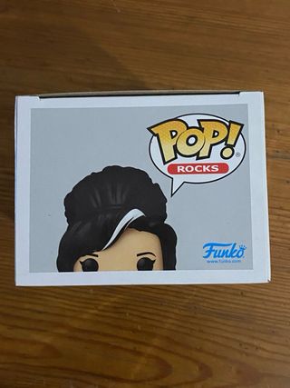 Amy Winehouse  Frank & Back to Black  And Funko po