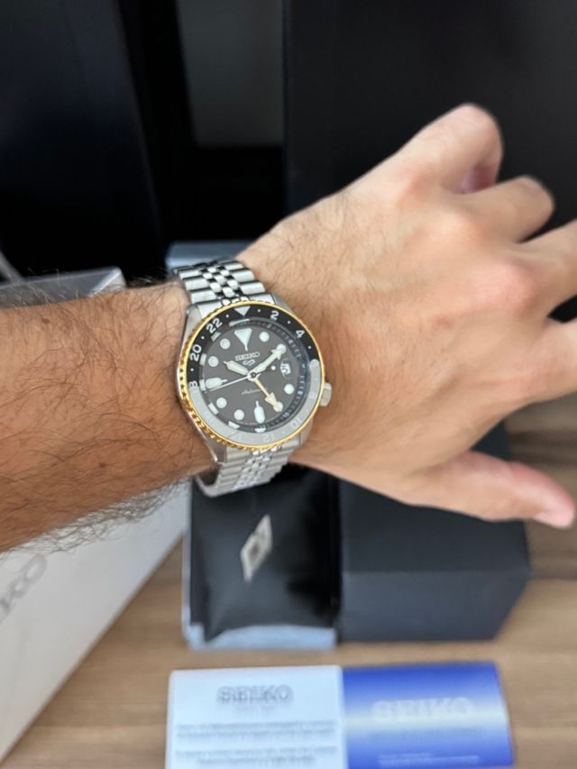 Seiko 5 Sports US EDITION