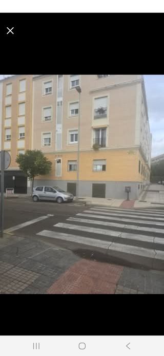 Plaza garaje y trastero o cambio por local