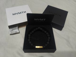 Pulsera MVMT Piedra Negra y Detalles Dorados