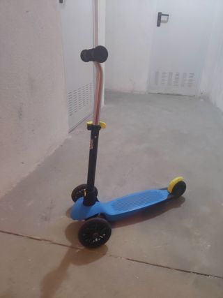 Patinete infantil Btwin B100 3 ruedas Azul. Oxelo.
