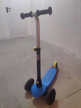 Patinete infantil Btwin B100 3 ruedas Azul. Oxelo.