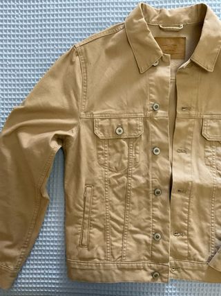 Chaqueta vaquera beige