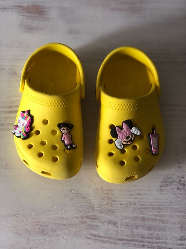 Crocs Infantiles Amarillos Talla 23/24