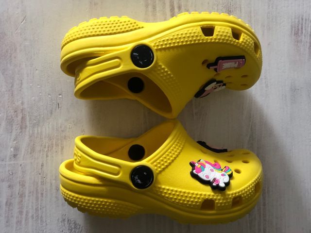 Crocs Infantiles Amarillos Talla 23/24