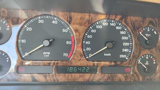 Jaguar XJR