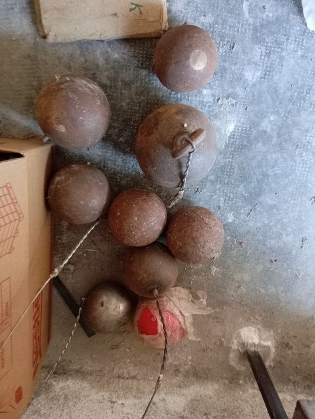 Martillos y pesos de lanzamiento