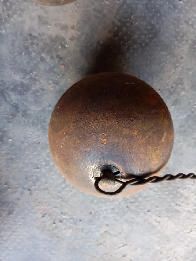 Martillos y pesos de lanzamiento