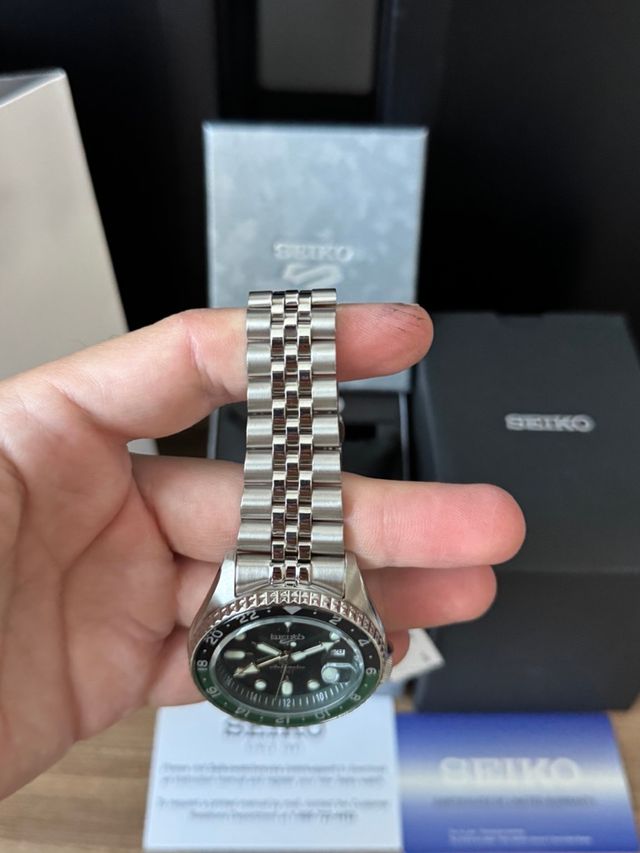 Seiko 5 Sports GMT Verde
