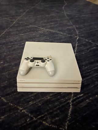 PlayStation 4 Pro Blanca