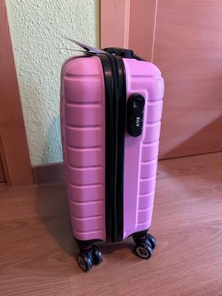 Maleta de cabina rosa sin estrenar