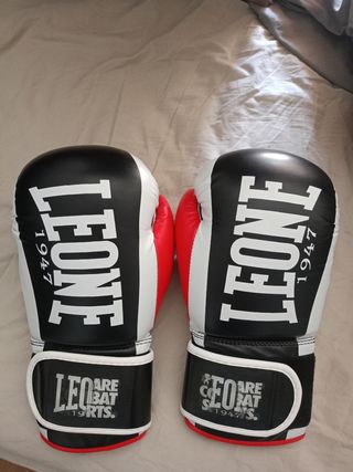 Guantes Boxeo Leone 1947 Negros, Blancos y rojos 