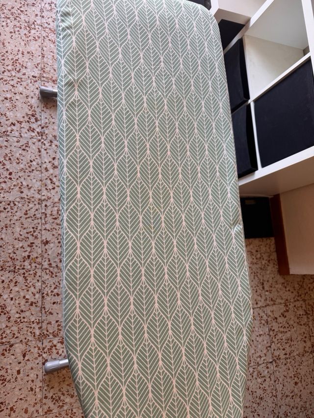 Tabla de planchar regulable