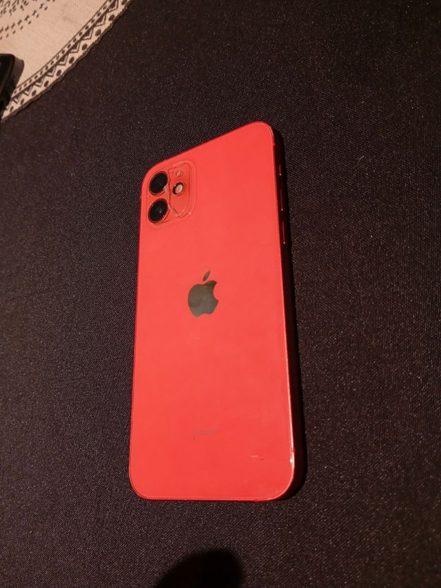 iPhone 12 Rojo