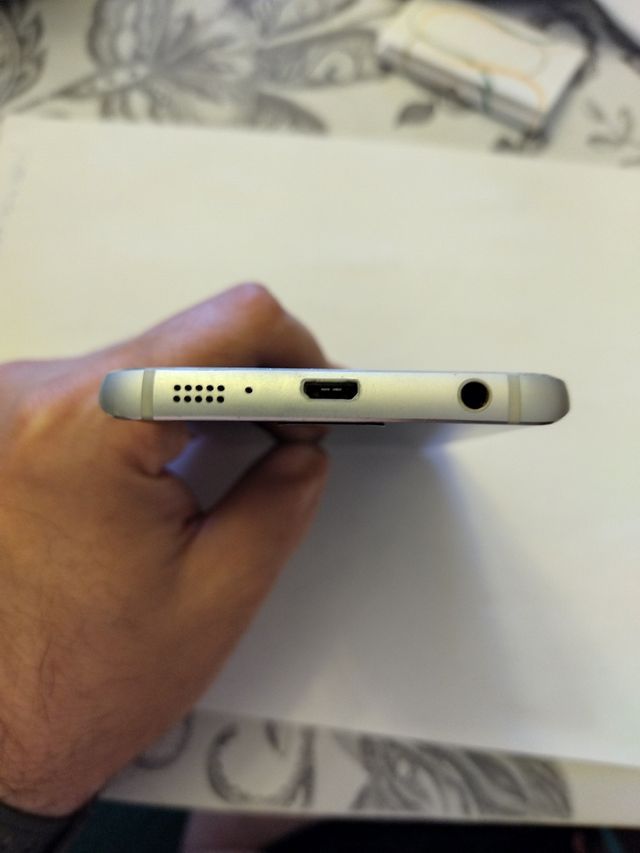 Samsung Galaxy S6 Edge Negro/Plata