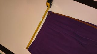 Falda morada con detalle marrón