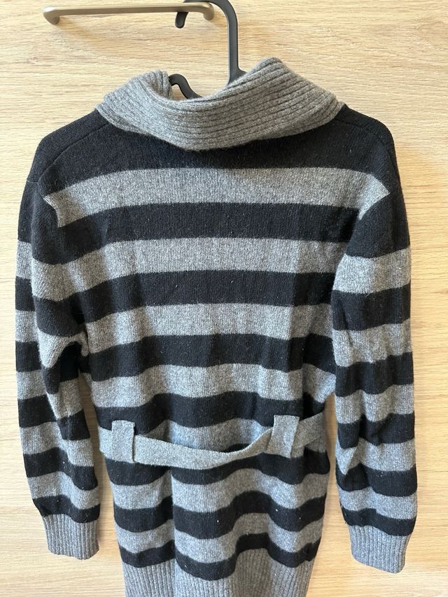 Chaqueta Genfins rayas gris y negra Talla 44