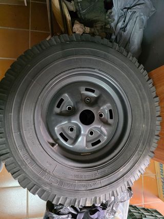 Llantas con neumaticos Michelin Defender td5