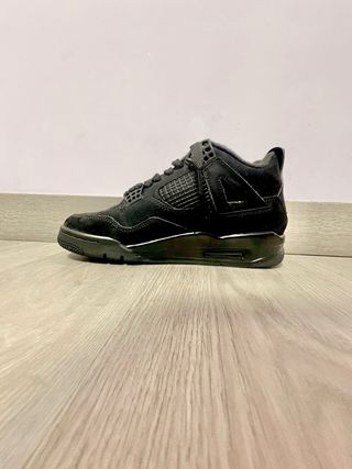 Zapatillas Jordan 4 Talla 41 Negras