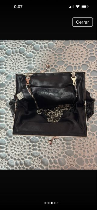 Bolso de fiesta negro con pedrería