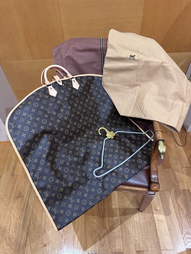 Portatrajes Louis Vuitton Monogram Marrón/Beige
