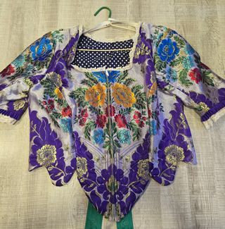 Traje de Fallera Brocado Dorado y Morado