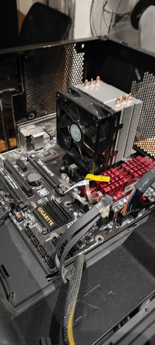 Pack Placa DDR3 Gigabyte + RAM + Disipador CPU