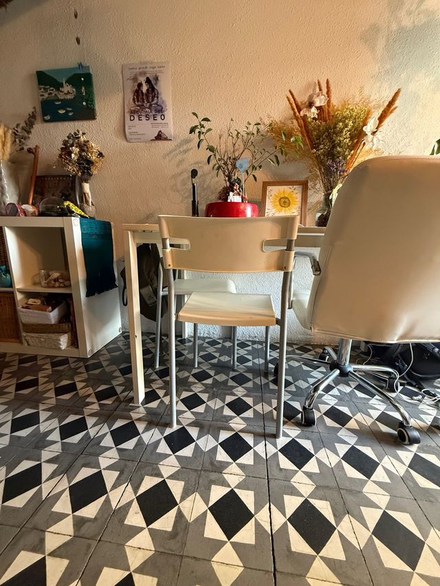 Mesa Comedor Blanca y 4 Sillas Ikea