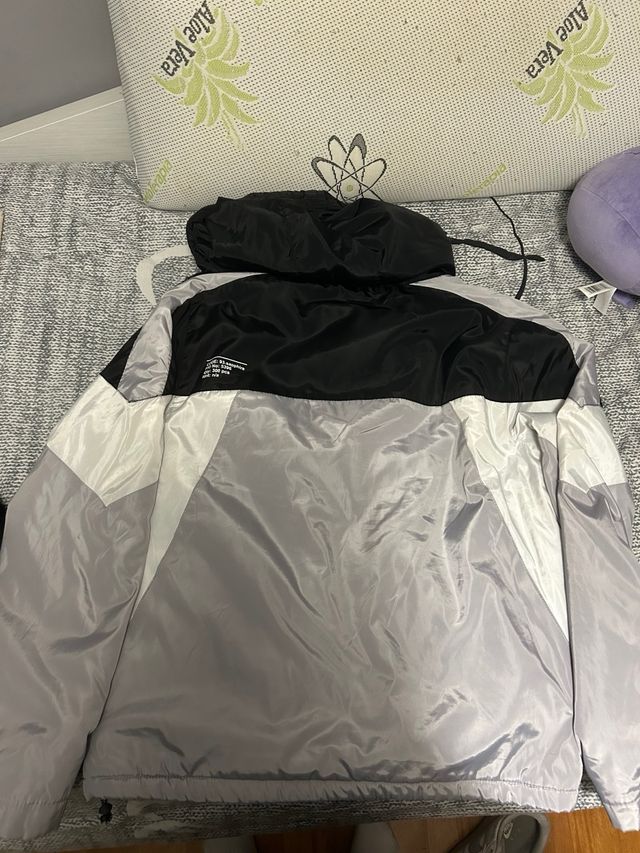 Chaqueta INSIDE Negra y Gris