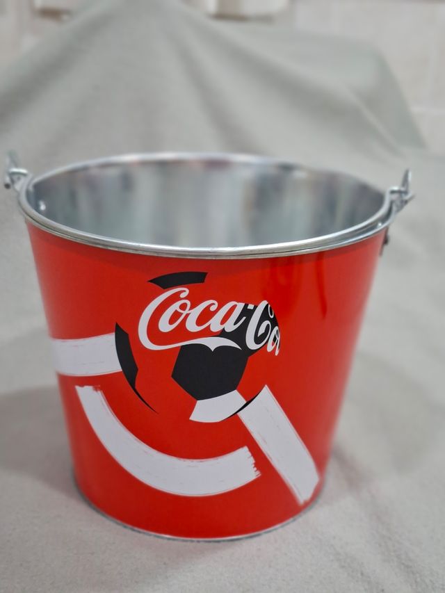 Coca-Cola: Cubo metallico-2